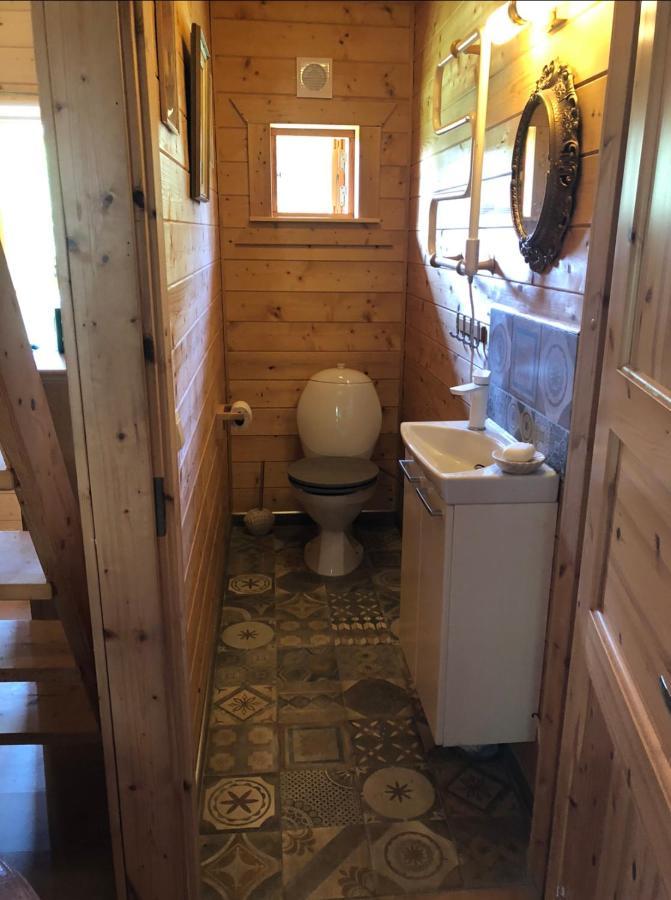 Chalet Holmen Уддевалла Экстерьер фото