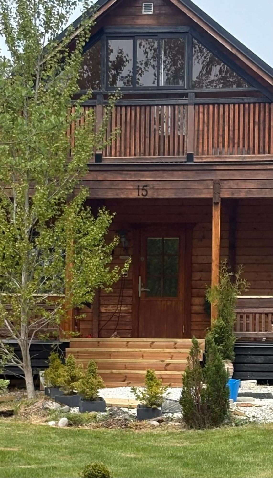Chalet Holmen Уддевалла Экстерьер фото